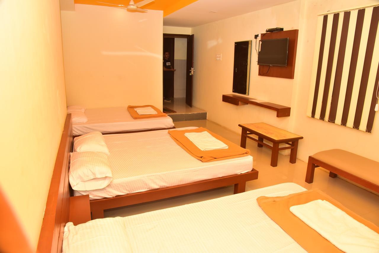 Hotel Bright Palace Restaurant And Residency Shimoga Exteriér fotografie