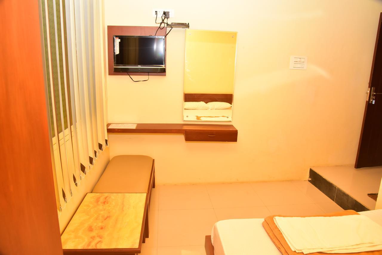 Hotel Bright Palace Restaurant And Residency Shimoga Exteriér fotografie