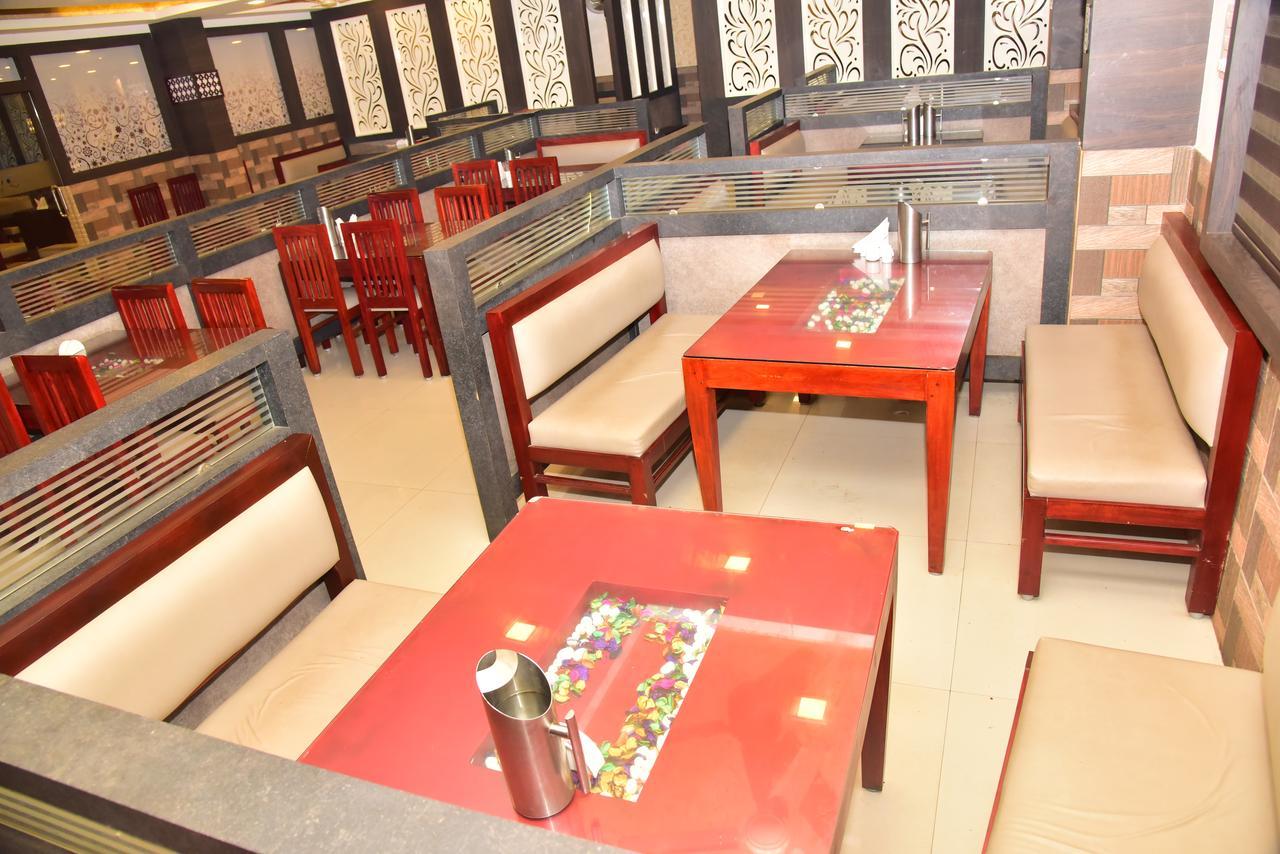 Hotel Bright Palace Restaurant And Residency Shimoga Exteriér fotografie